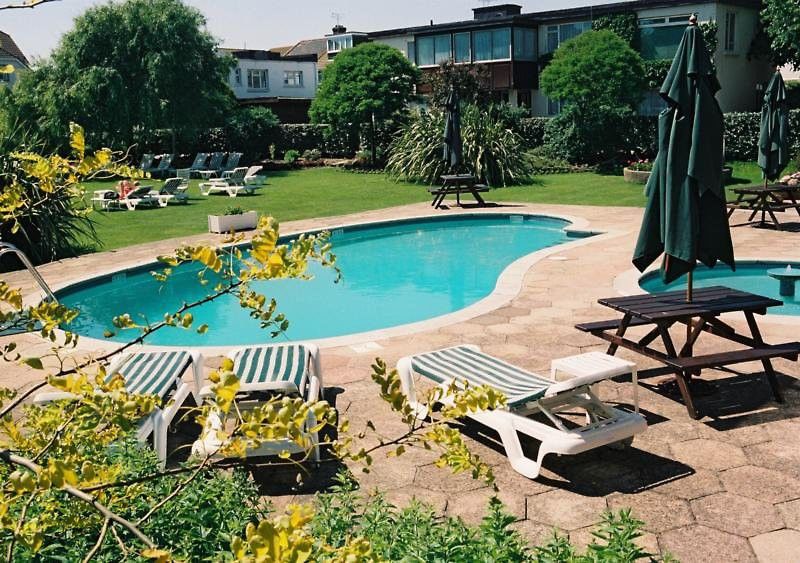 The Samares Coast Hotel & Apartments Saint Helier Зручності фото