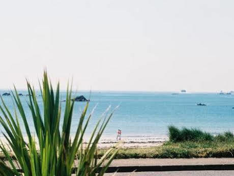 The Samares Coast Hotel & Apartments Saint Helier Екстер'єр фото
